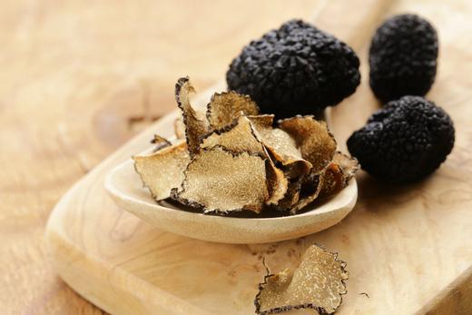 The Superfoodie's Guide to Truffle Skincare