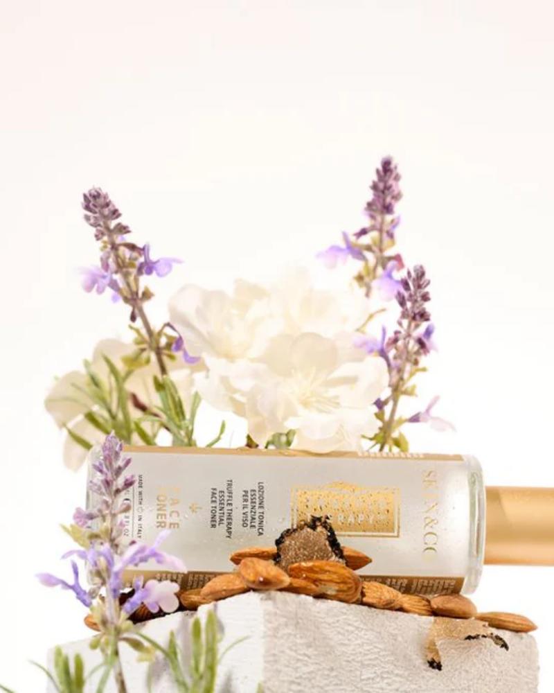 Veido tonikas su juodaisiais trumais (riboto leidimo 75 ml pakuotė) / Truffle Therapy Face Toner Limited Edition