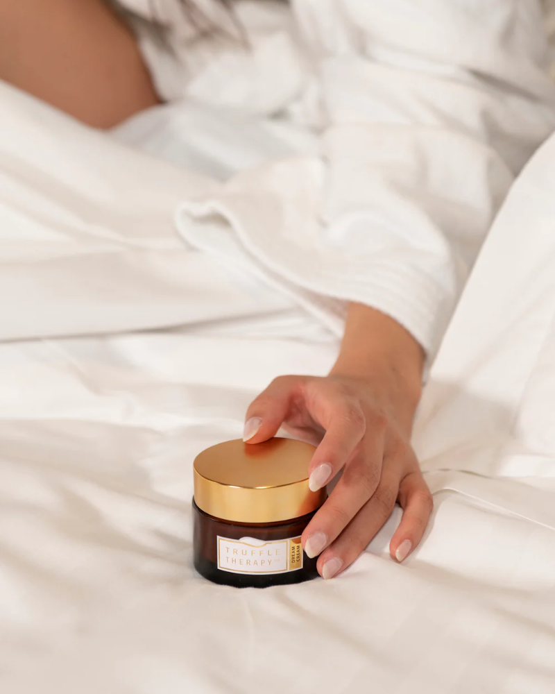 Naktinis svajonių kremas / Truffle Therapy AHA + Complex Dream Cream