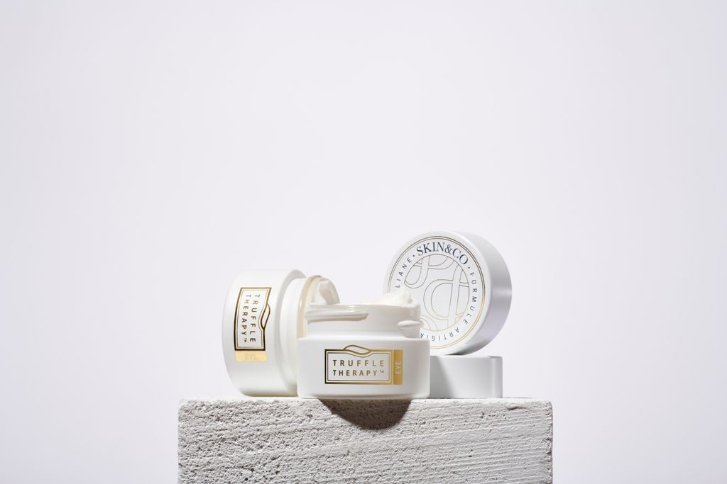 Drėkinamasis dieninis veido kremas / Truffle Therapy Dew Creme